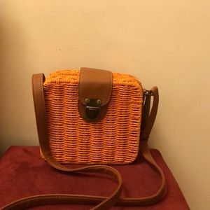 Basket weave crossbody bag